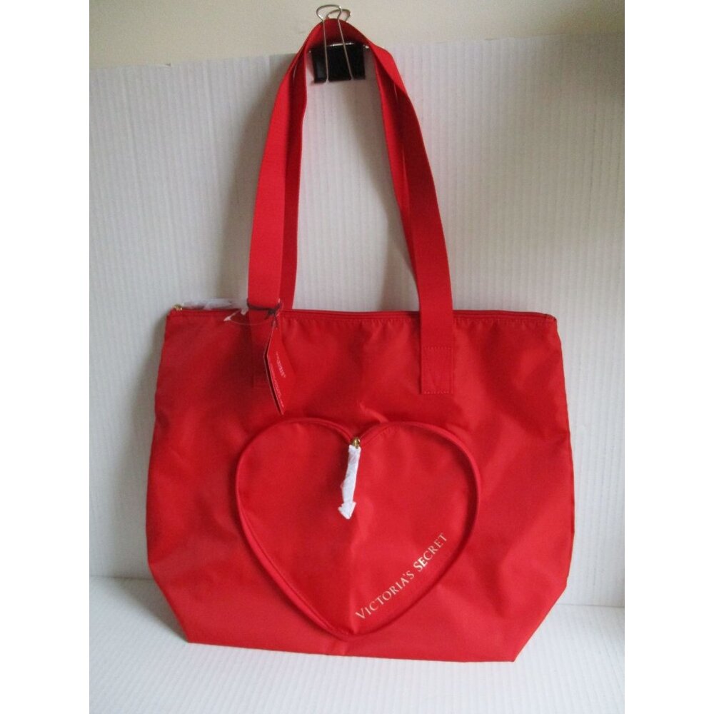 *Victoria 's Secret Red Nylon 'Packable Heart' Tote - NWT